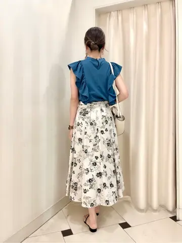 組曲 金井 コーディネート画像