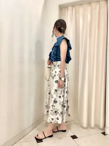 組曲 金井 コーディネート画像