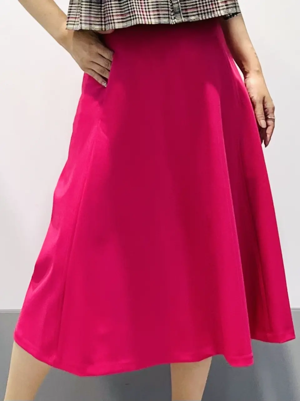 組曲 岡本 コーディネート画像