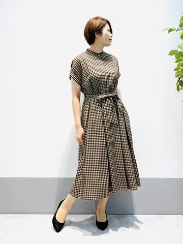 組曲 岡本 コーディネート画像