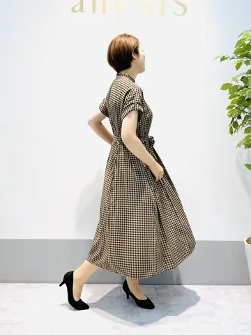 組曲 岡本 コーディネート画像