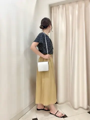 組曲 金井 コーディネート画像