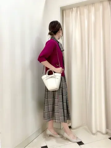 組曲 金井 コーディネート画像