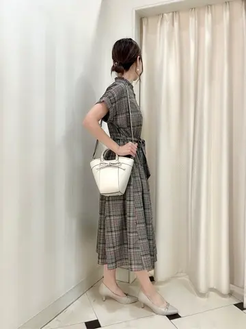 組曲 金井 コーディネート画像