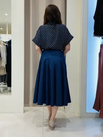 組曲 川根　彩 コーディネート画像