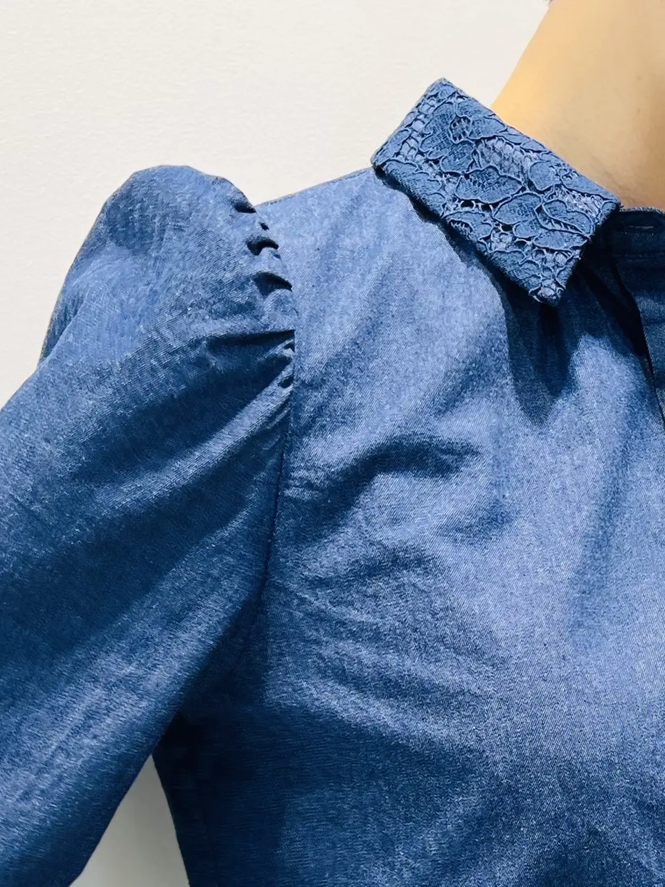 組曲 岡本 コーディネート画像