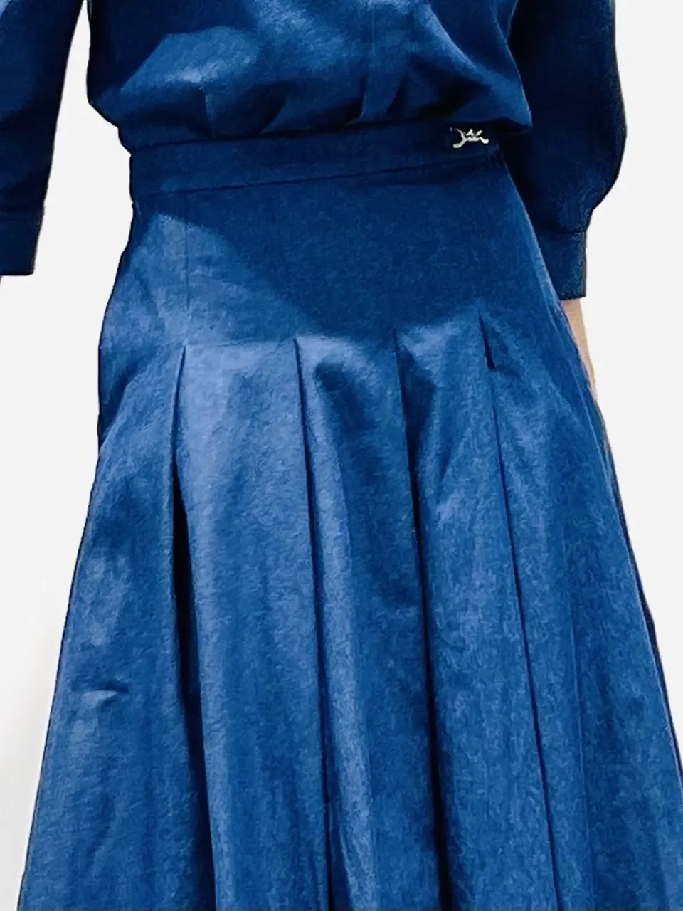 組曲 岡本 コーディネート画像