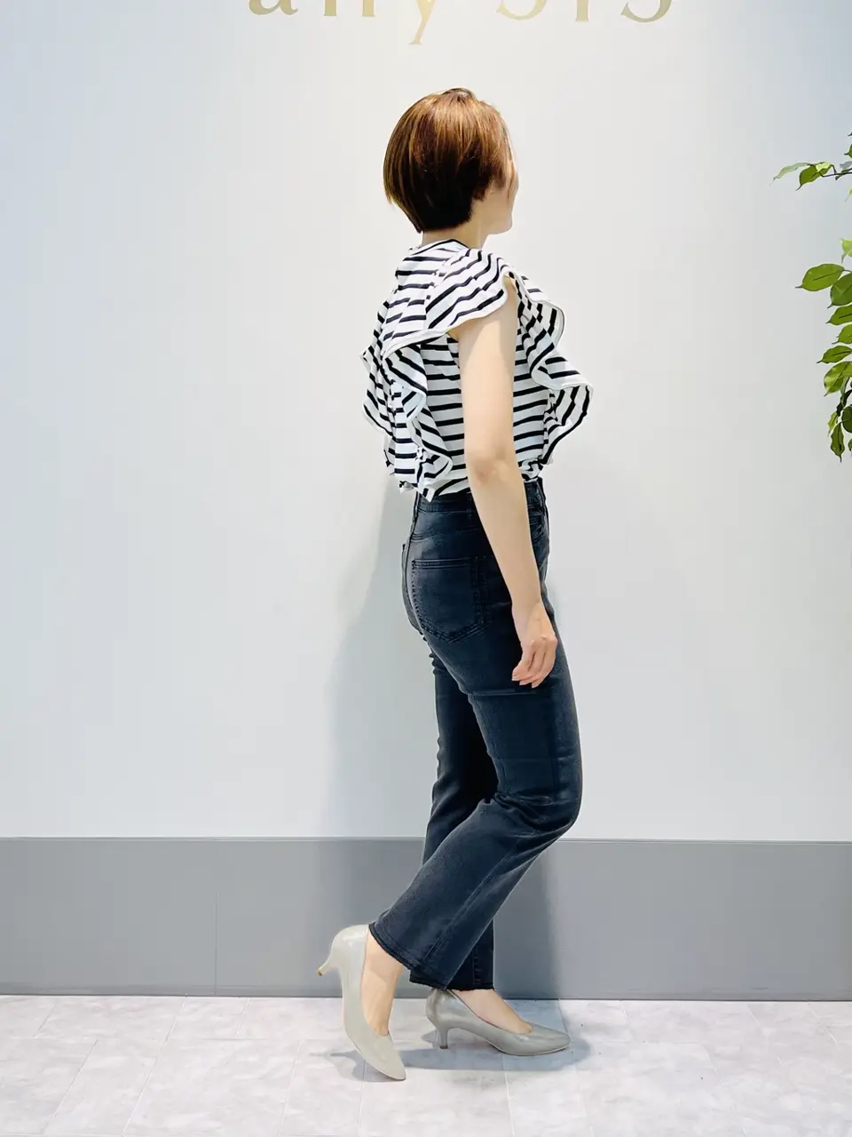 組曲 岡本 コーディネート画像