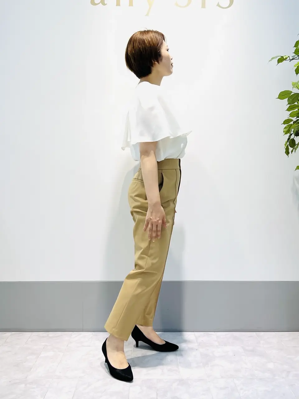 組曲 岡本 コーディネート画像