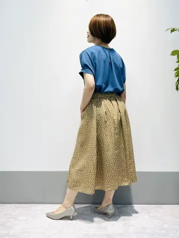 組曲 岡本 コーディネート画像