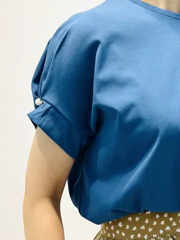 組曲 岡本 コーディネート画像