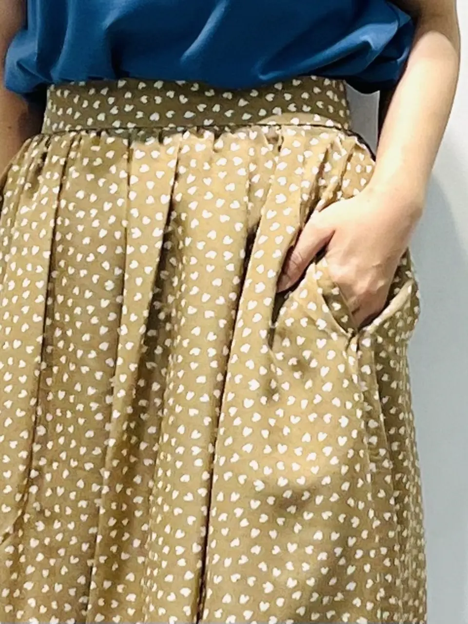 組曲 岡本 コーディネート画像