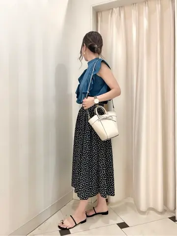 組曲 金井 コーディネート画像