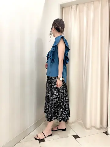 組曲 金井 コーディネート画像