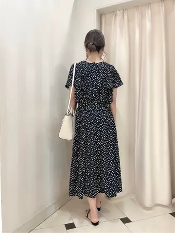 組曲 金井 コーディネート画像