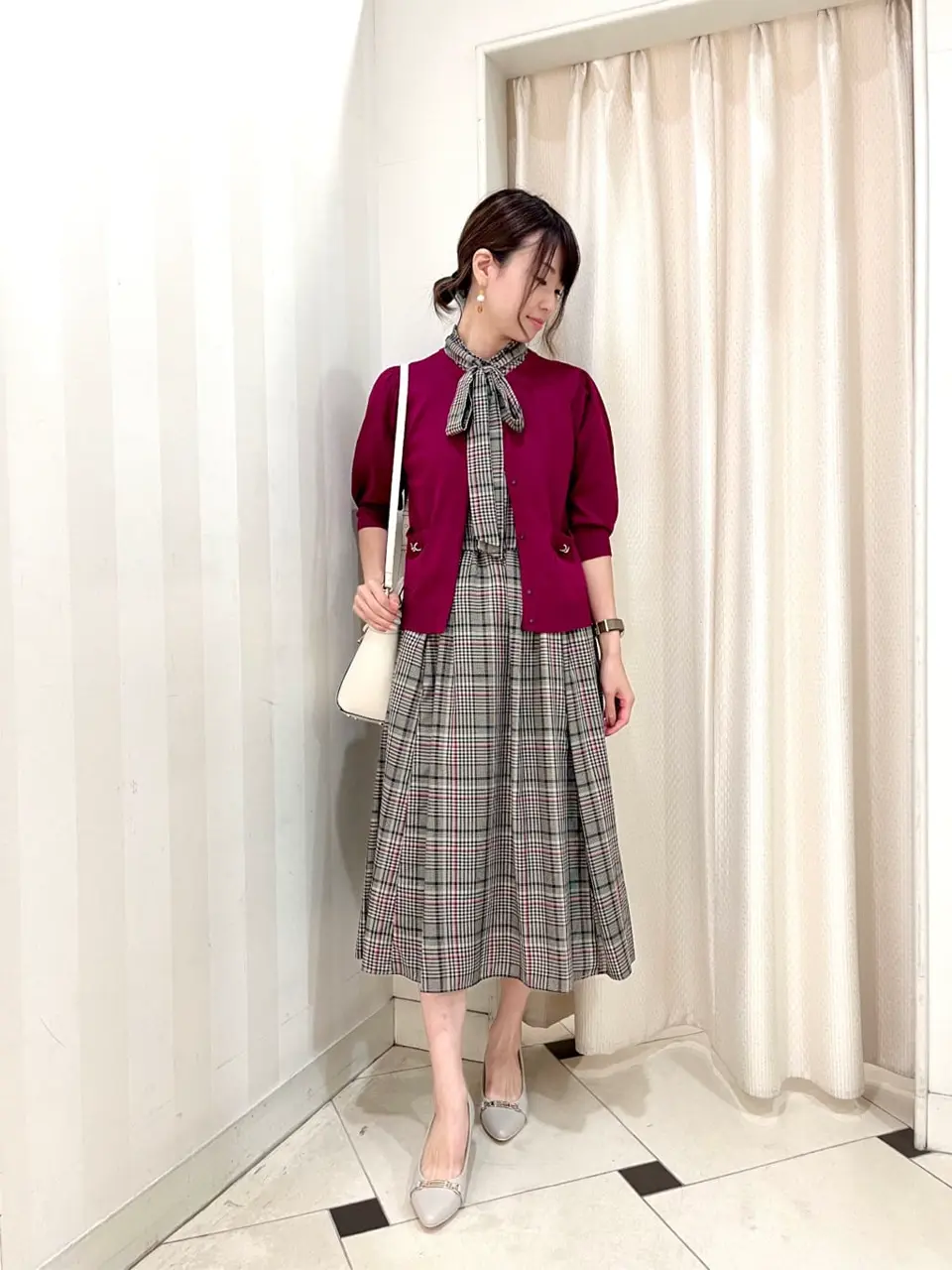 組曲 金井 コーディネート画像