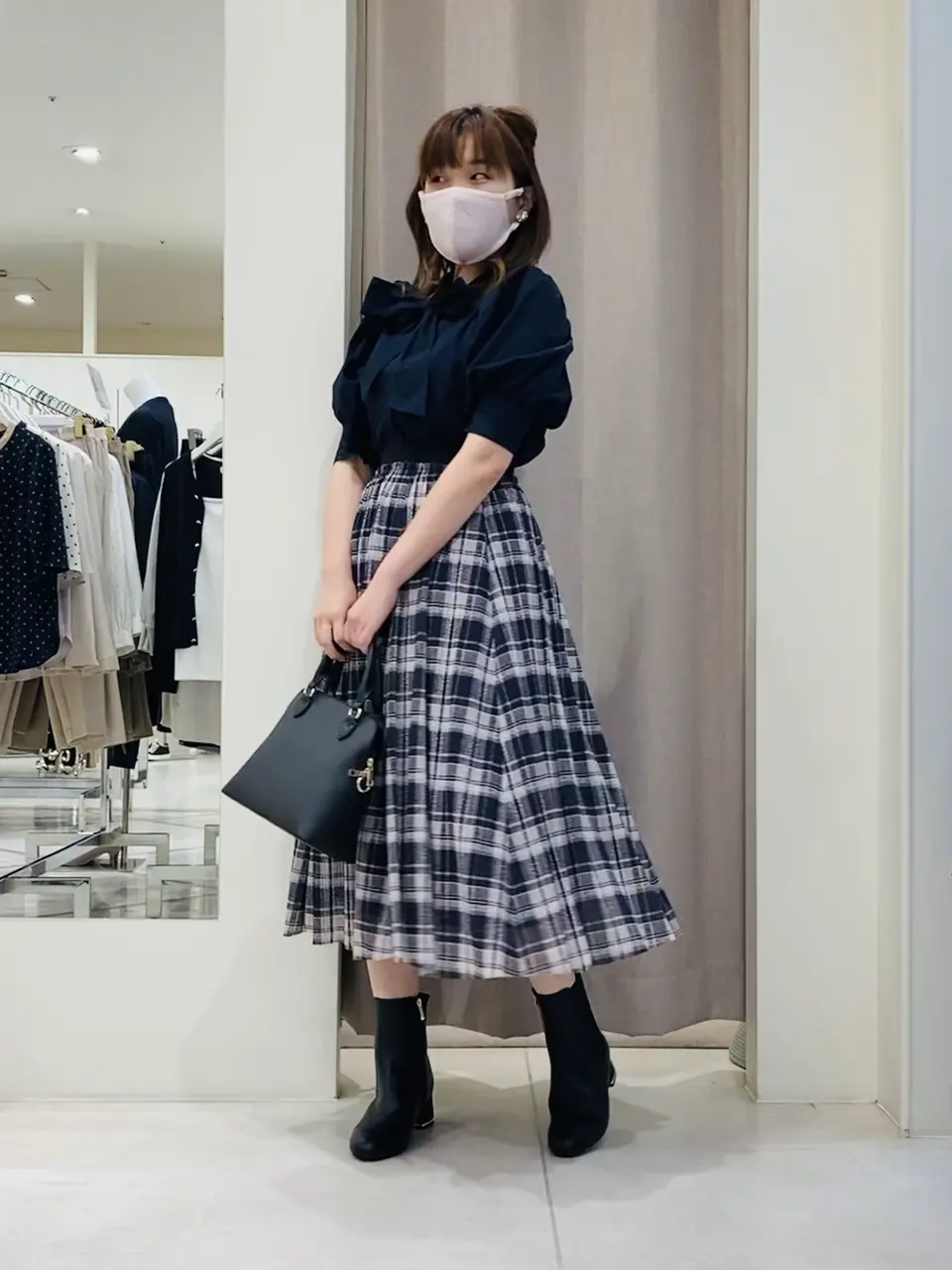 組曲 川根　彩 コーディネート画像