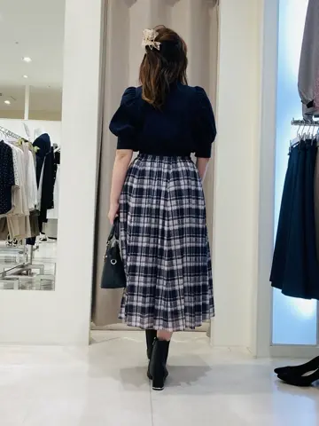 組曲 川根　彩 コーディネート画像