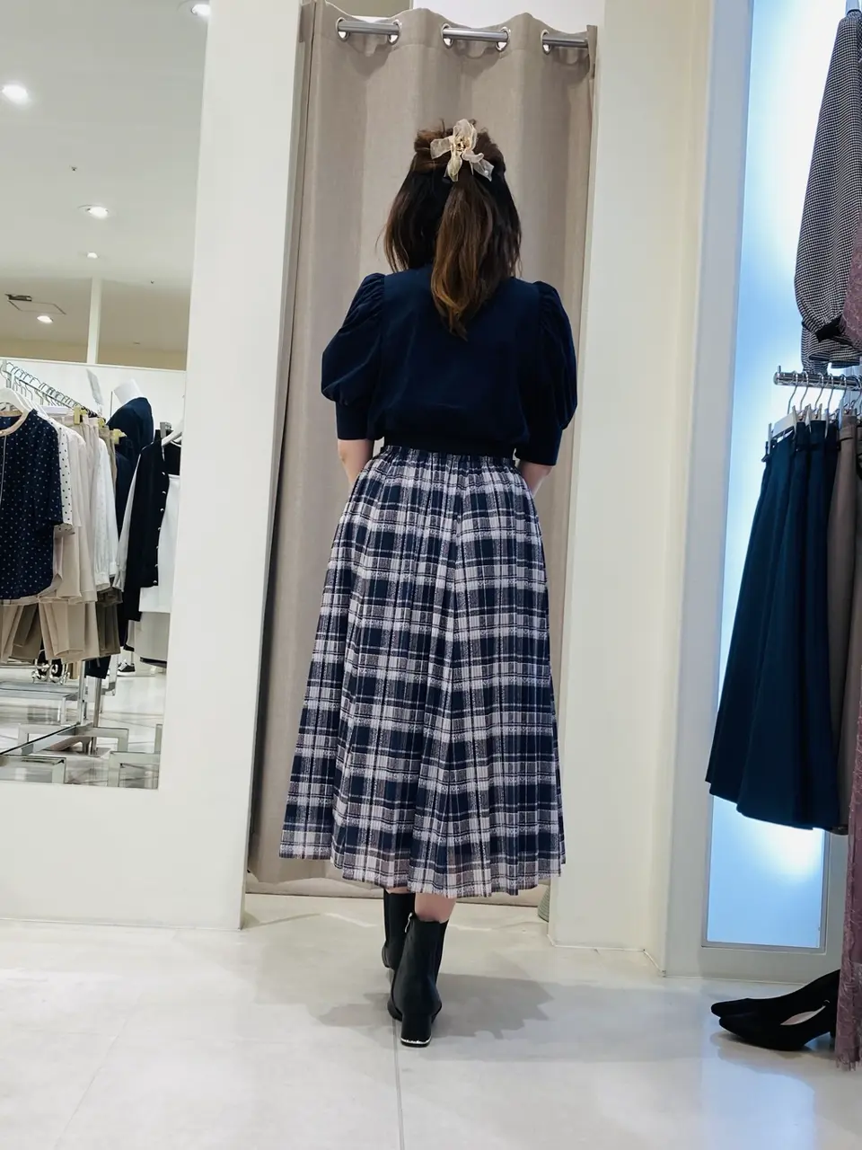 組曲 川根　彩 コーディネート画像