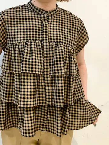 組曲 石井 コーディネート画像