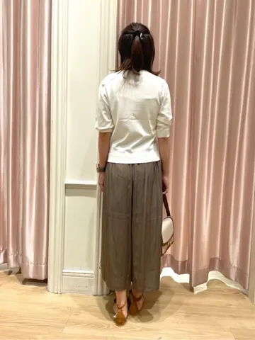 組曲 スタッフ コーディネート画像