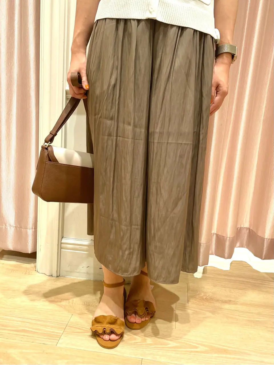 組曲 スタッフ コーディネート画像