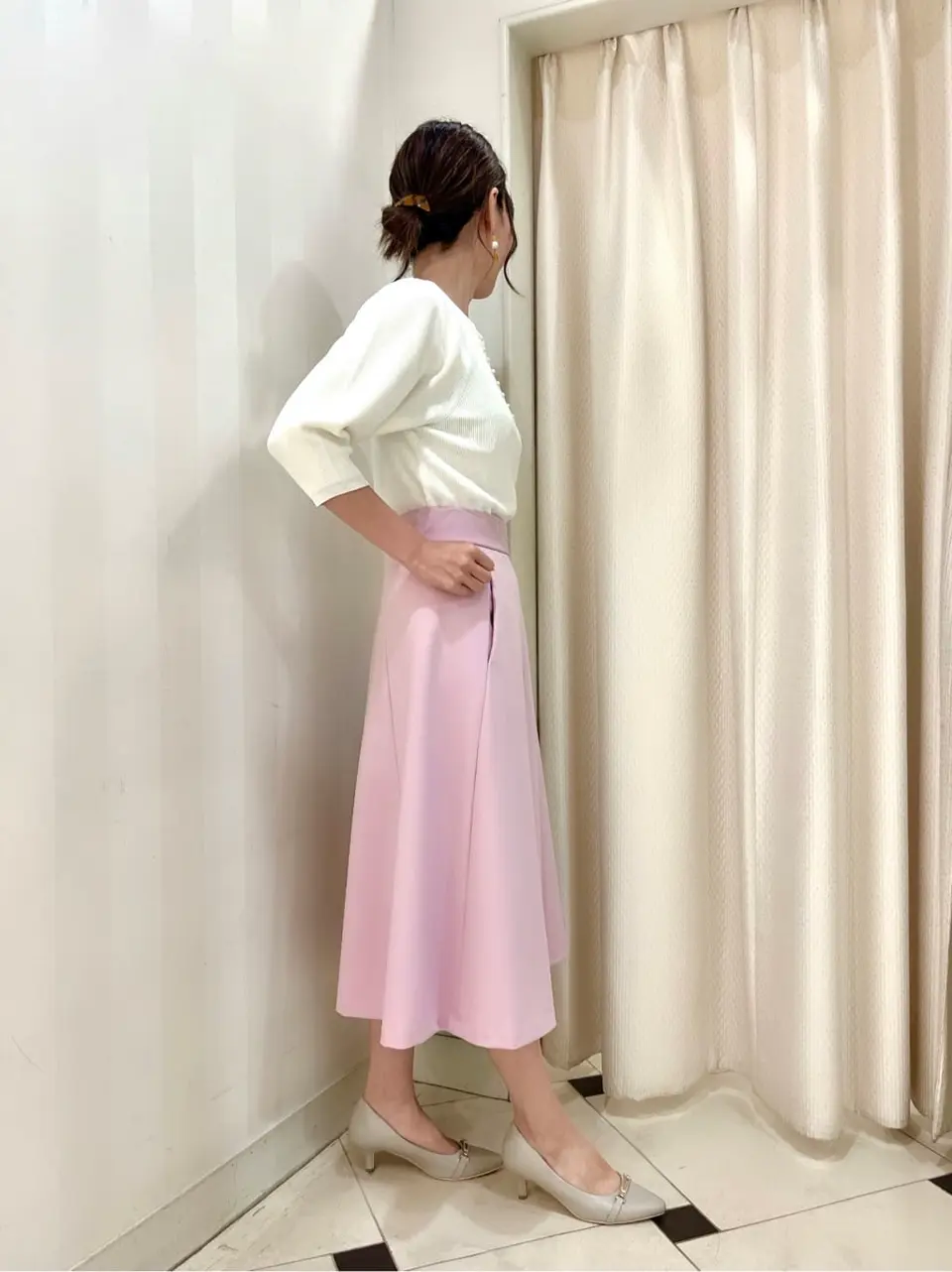 組曲 金井 コーディネート画像