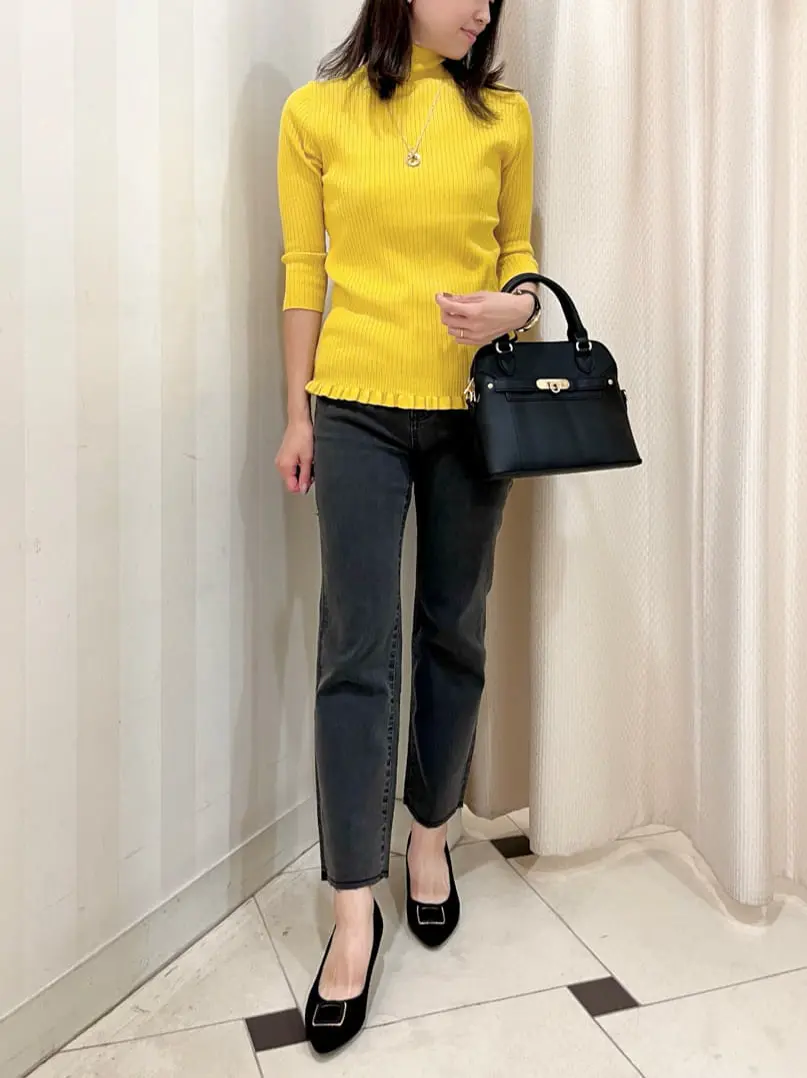 組曲 金井 コーディネート画像