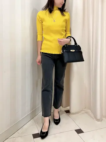 組曲 金井 コーディネート画像