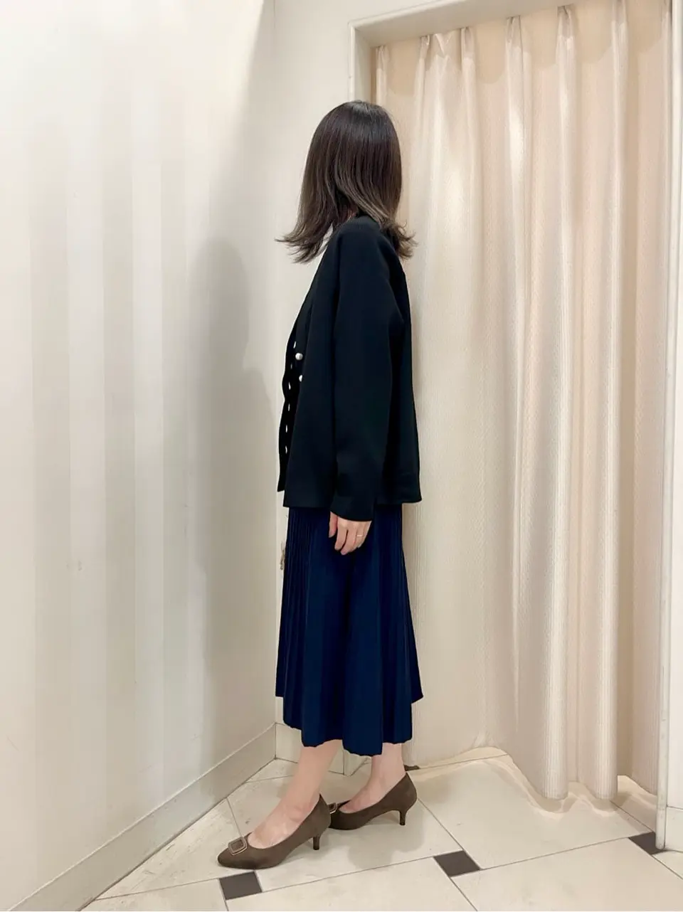 組曲 金井 コーディネート画像