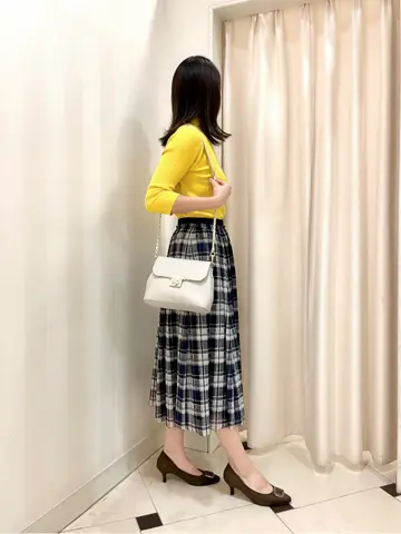 組曲 金井 コーディネート画像