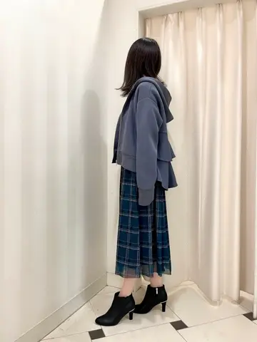 組曲 金井 コーディネート画像