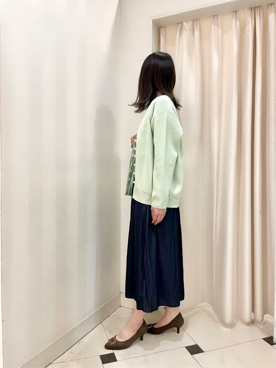 組曲 金井 コーディネート画像