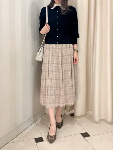 組曲 金井 コーディネート画像