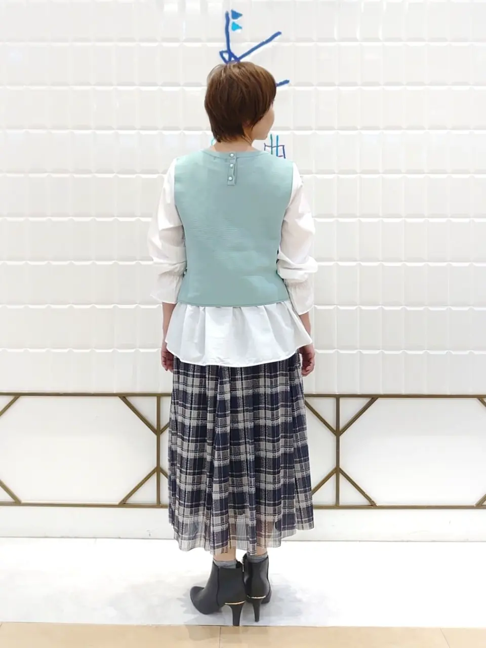 組曲 井上 コーディネート画像