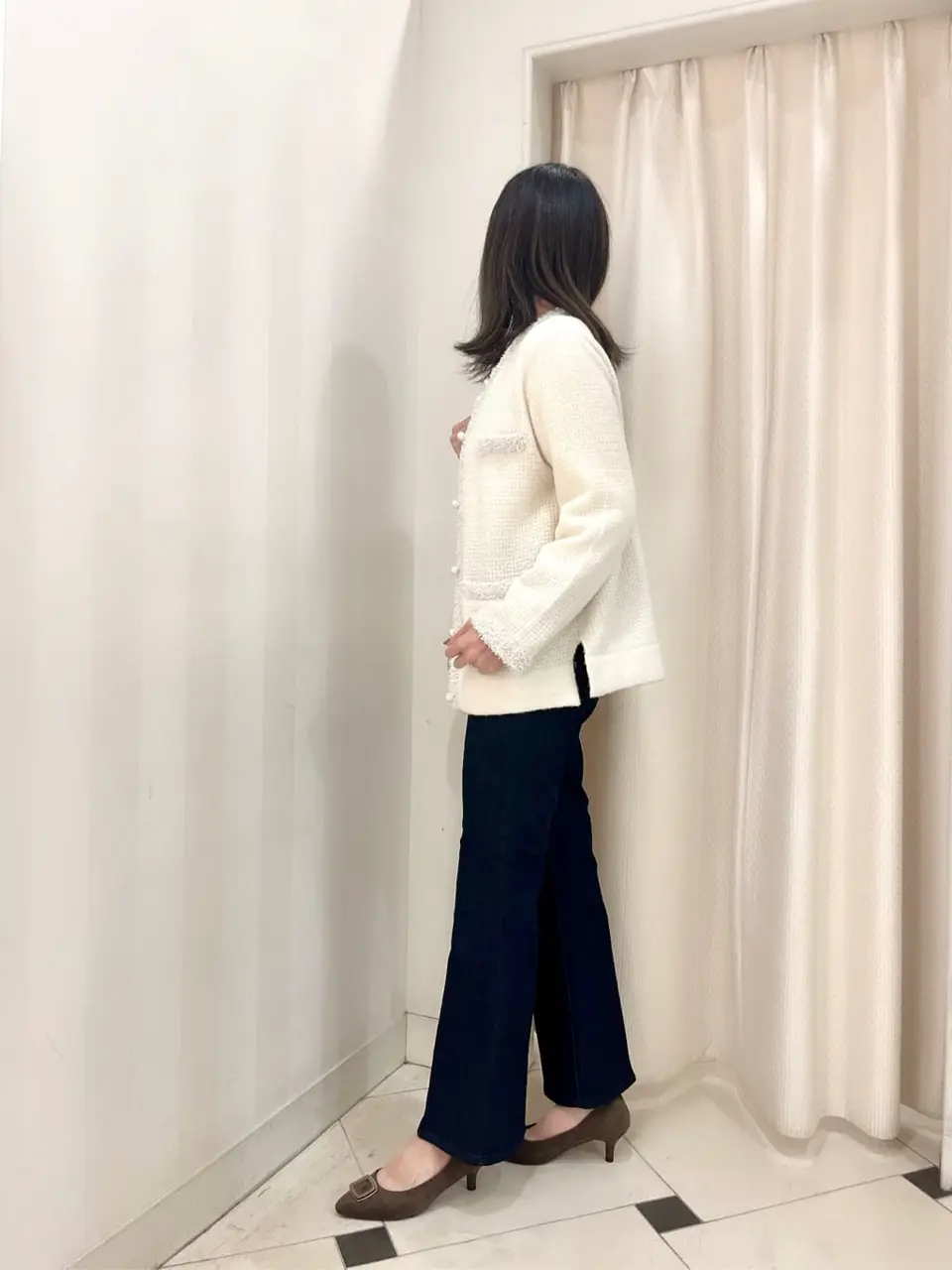 組曲 金井 コーディネート画像