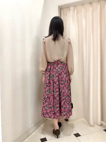 組曲 金井 コーディネート画像