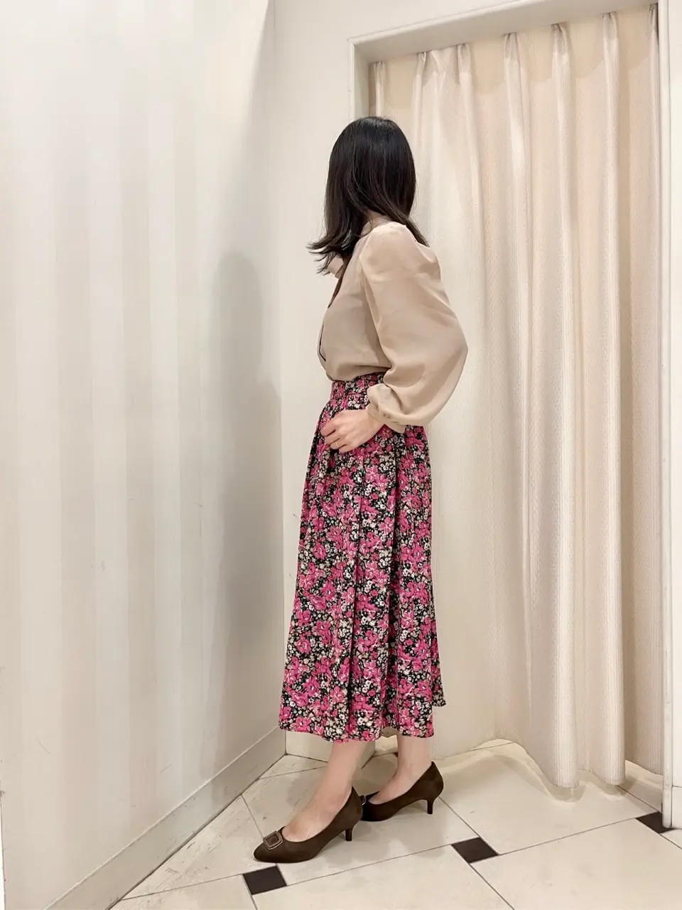 組曲 金井 コーディネート画像