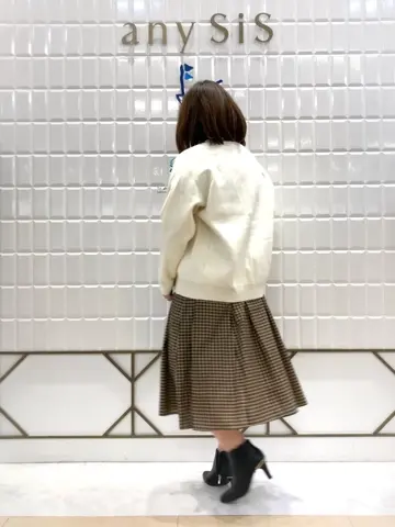 組曲 中山 コーディネート画像