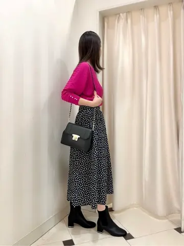 組曲 金井 コーディネート画像