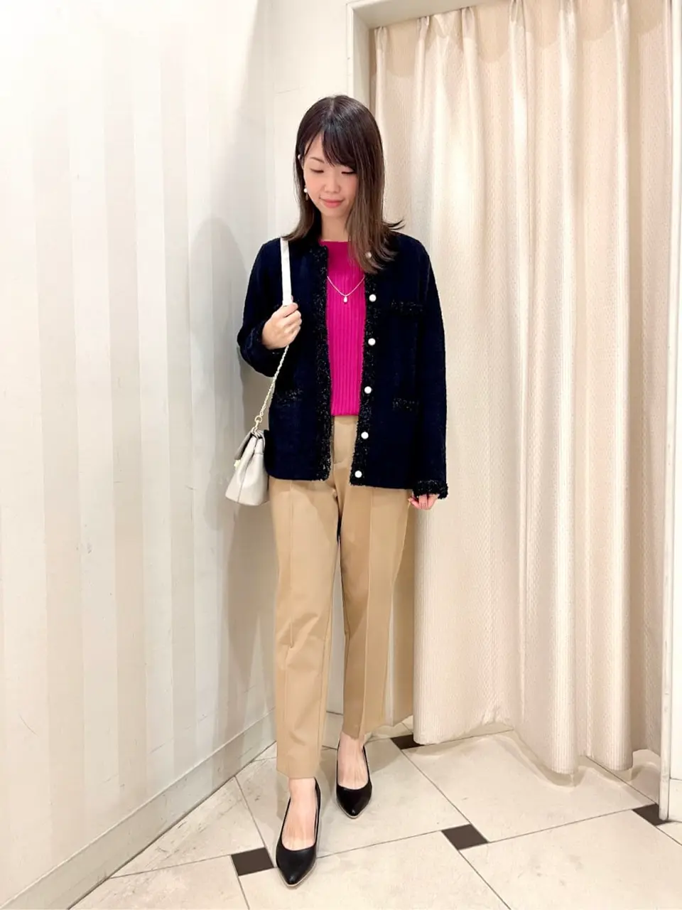 組曲 金井 コーディネート画像