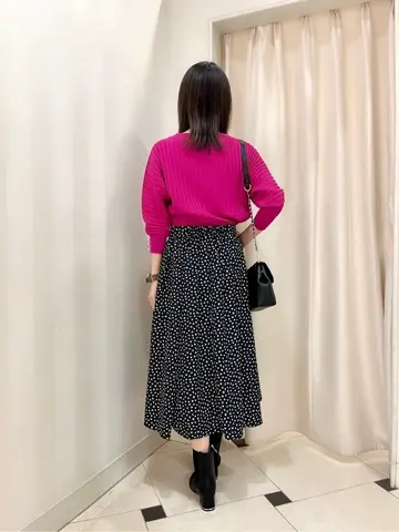 組曲 金井 コーディネート画像