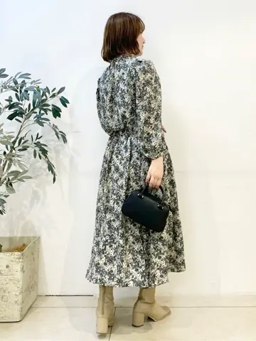 組曲 石井 コーディネート画像