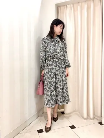 組曲 金井 コーディネート画像