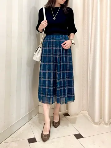 組曲 金井 コーディネート画像