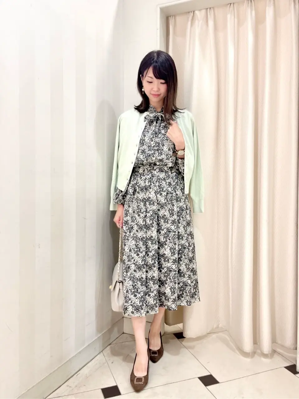 組曲 金井 コーディネート画像