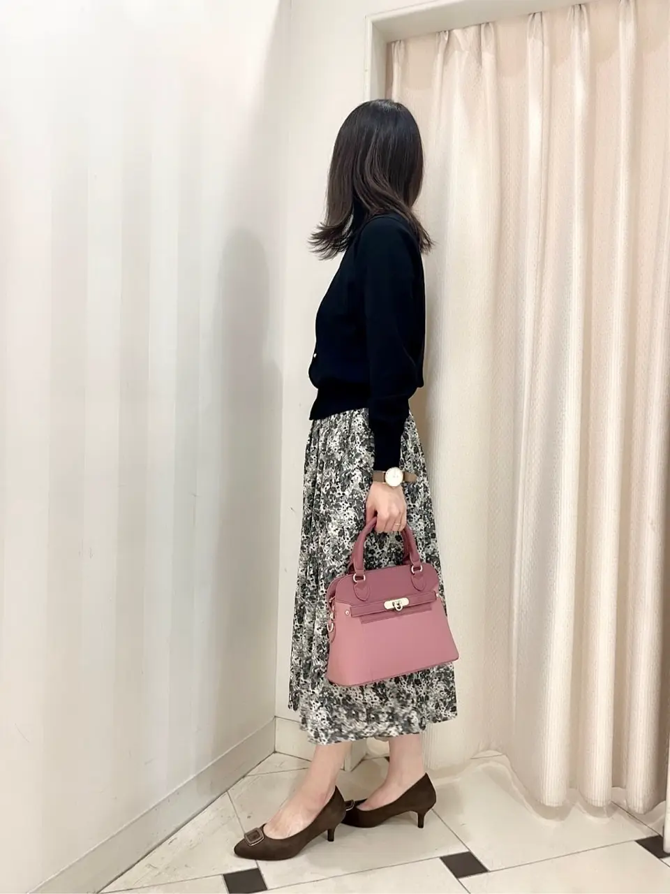 組曲 金井 コーディネート画像