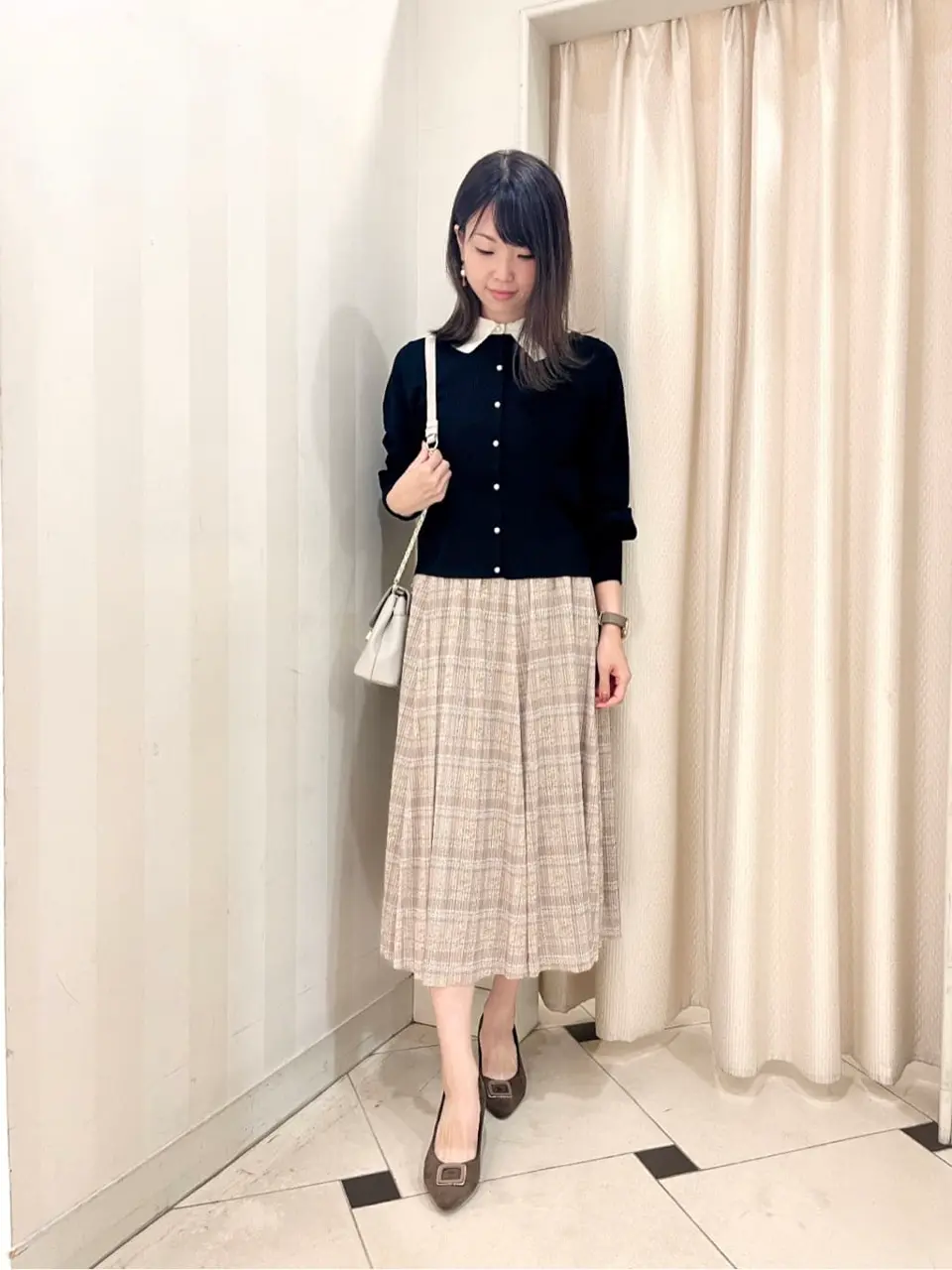 組曲 金井 コーディネート画像