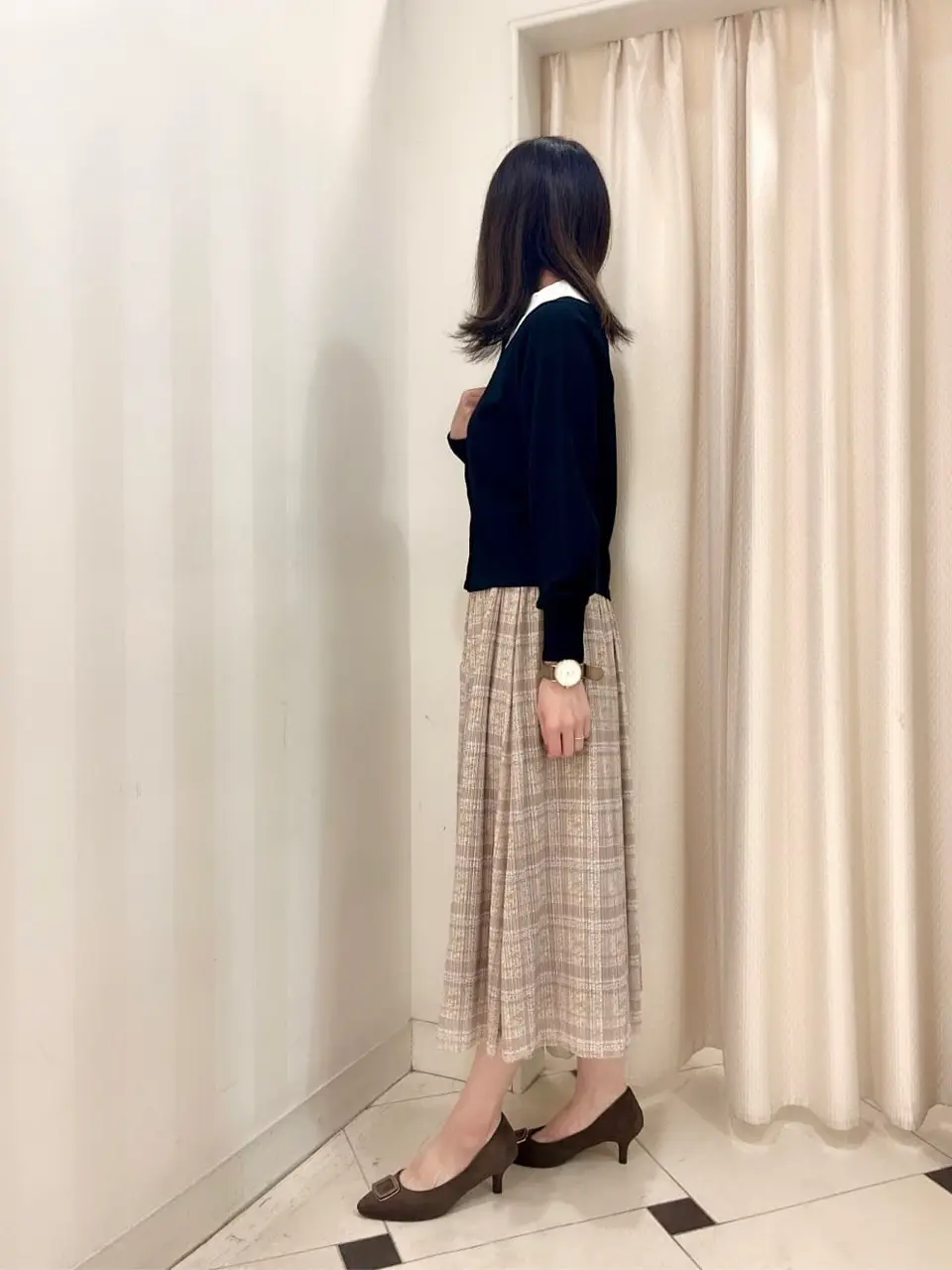 組曲 金井 コーディネート画像