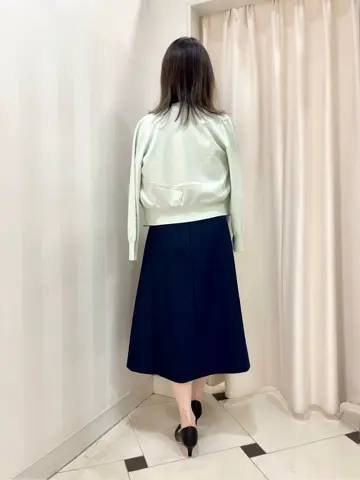 組曲 金井 コーディネート画像